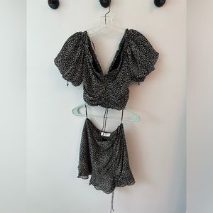 American Threads two piece set